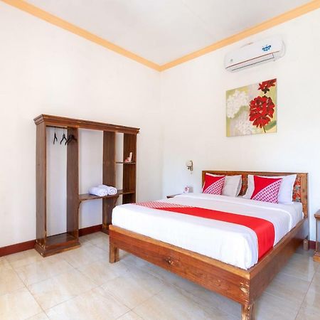 Oyo 1259 Kuta Garden Homestay Екстер'єр фото