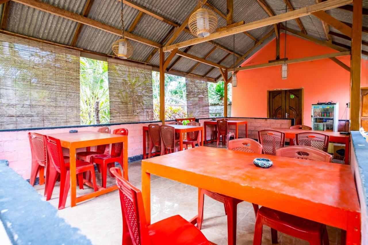 Oyo 1259 Kuta Garden Homestay Екстер'єр фото