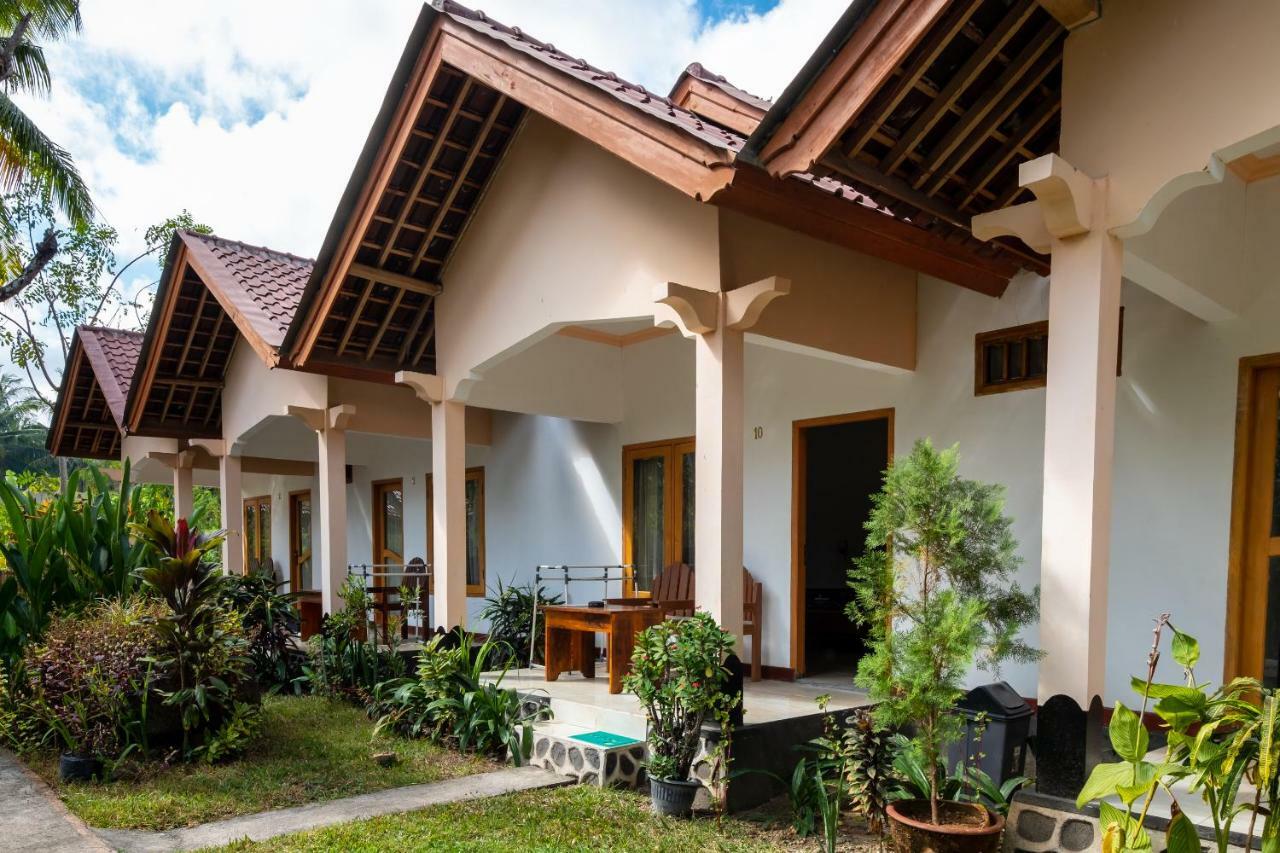 Oyo 1259 Kuta Garden Homestay Екстер'єр фото
