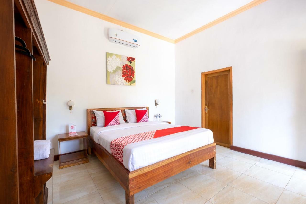 Oyo 1259 Kuta Garden Homestay Екстер'єр фото