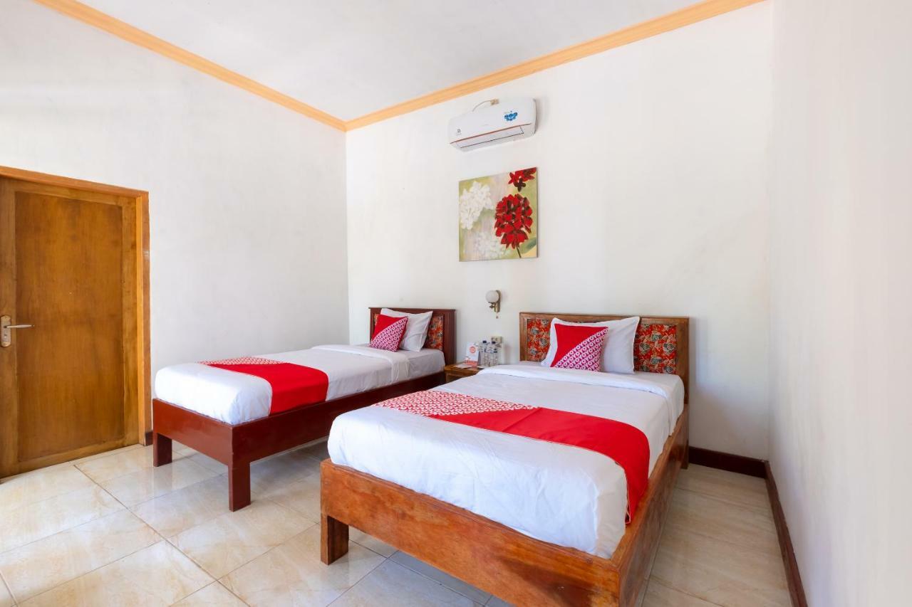 Oyo 1259 Kuta Garden Homestay Екстер'єр фото